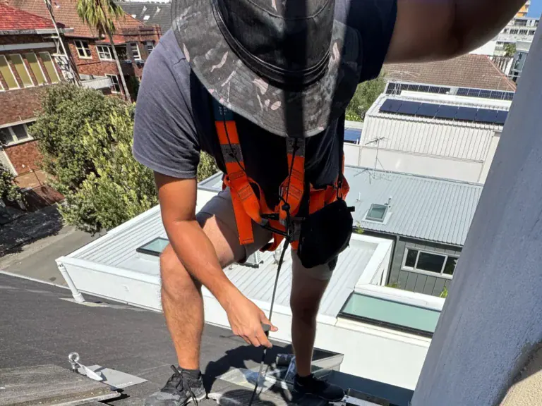 Leak detection and roof repair in Bondi